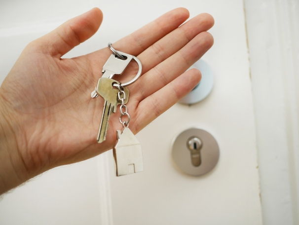 https://AndreaAragon.StopRentingStartOwning.org